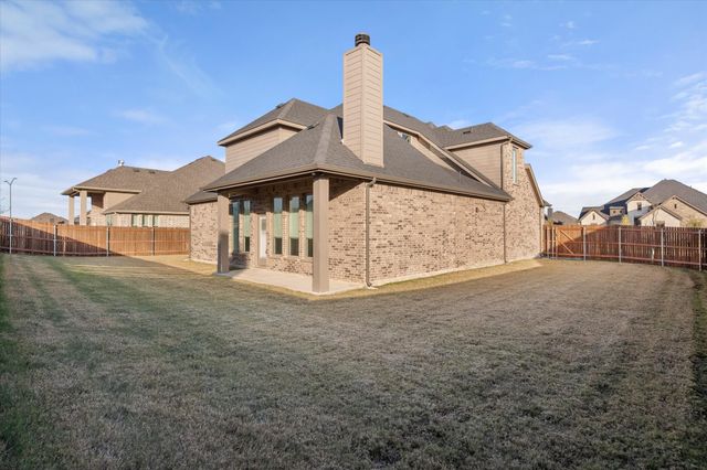 806 Monza Drive, Midlothian, TX 76065