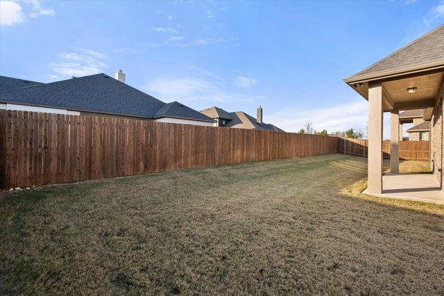 806 Monza Drive, Midlothian, TX 76065