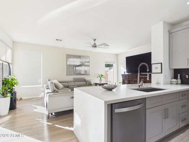 12579 W Mulberry Drive, Avondale, AZ 85392