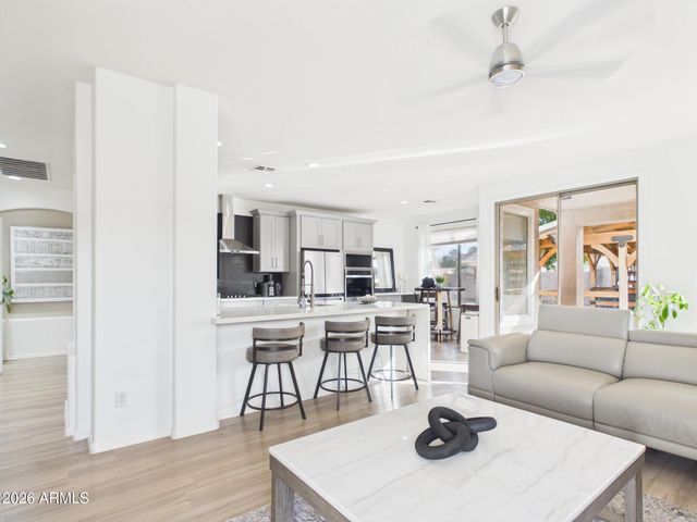 12579 W Mulberry Drive, Avondale, AZ 85392