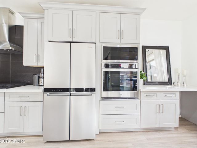 12579 W Mulberry Drive, Avondale, AZ 85392