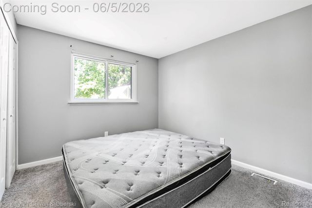 15556 Taft Street, Romulus, MI 48174