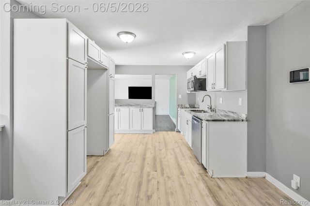 15556 Taft Street, Romulus, MI 48174