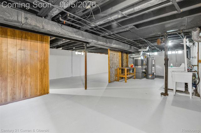 15556 Taft Street, Romulus, MI 48174