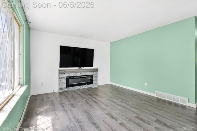 15556 Taft Street, Romulus, MI 48174