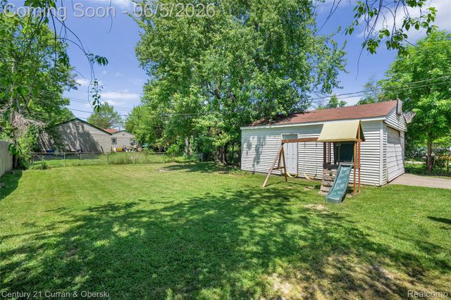 15556 Taft Street, Romulus, MI 48174