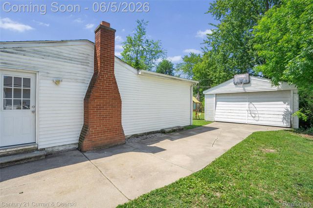 15556 Taft Street, Romulus, MI 48174
