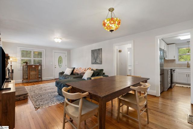 218 Mcmakin Drive, Greenville, SC 29617