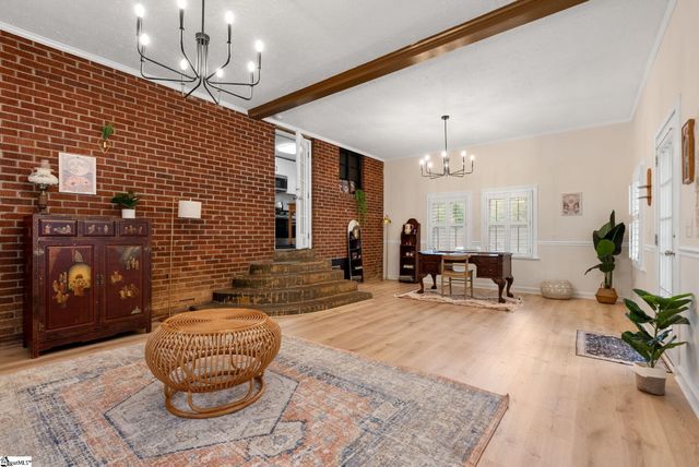 218 Mcmakin Drive, Greenville, SC 29617