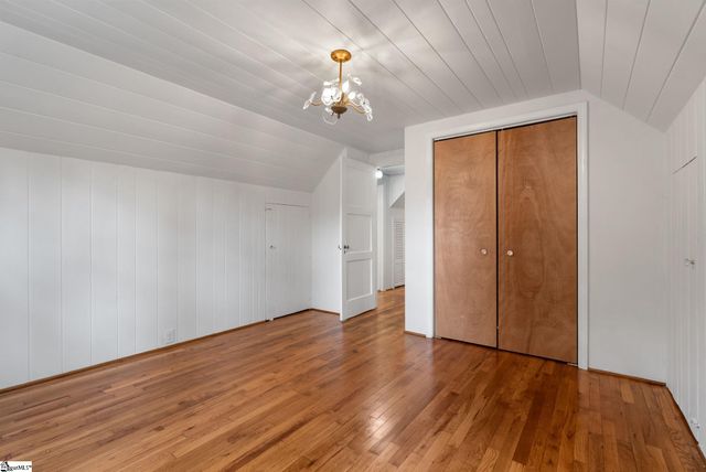 218 Mcmakin Drive, Greenville, SC 29617
