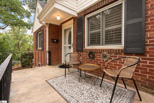 218 Mcmakin Drive, Greenville, SC 29617
