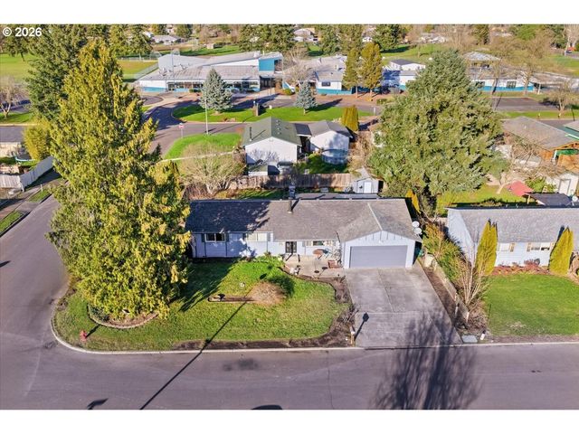 904 S MAGNOLIA St, Cornelius, OR 97113