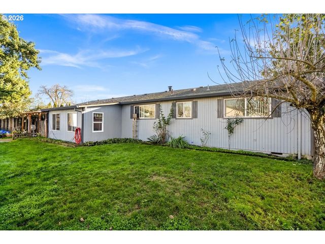 904 S MAGNOLIA St, Cornelius, OR 97113