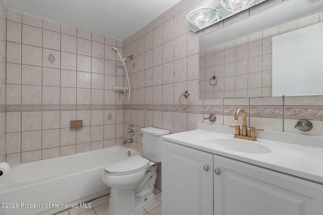 4104 Arrowhead Avenue, Spring Hill, FL 34606