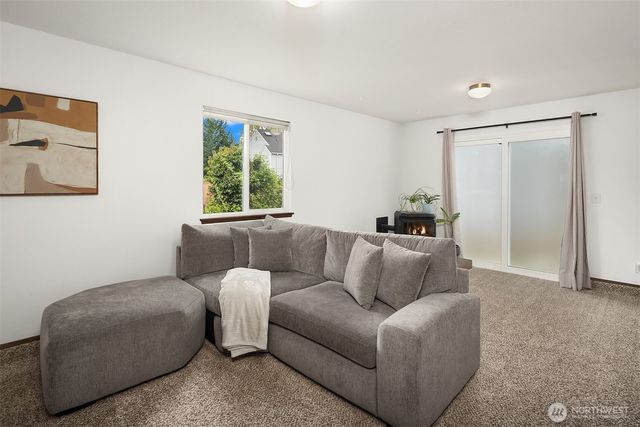 16232 2nd Place W, Lynnwood, WA 98087