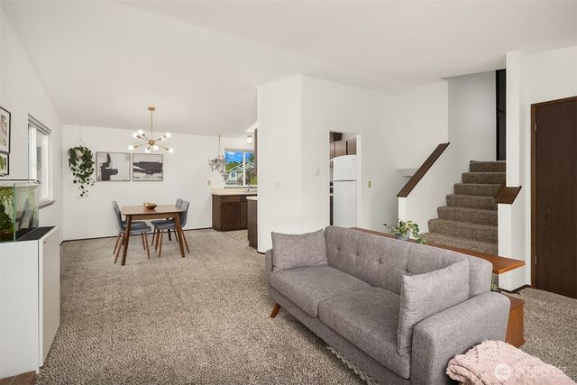 16232 2nd Place W, Lynnwood, WA 98087