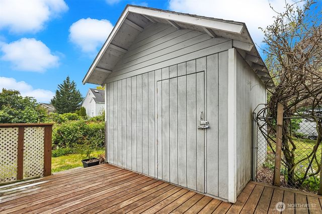 16232 2nd Place W, Lynnwood, WA 98087