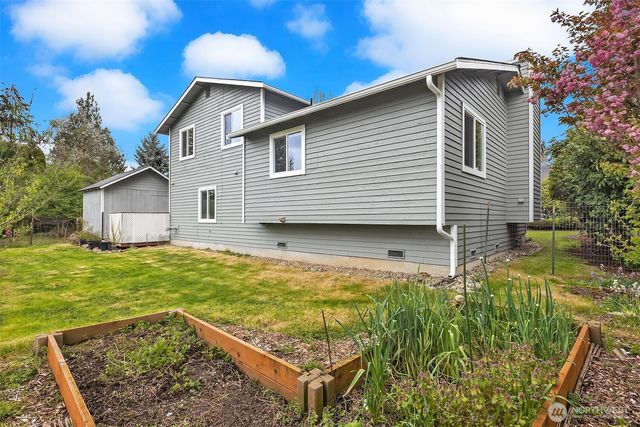16232 2nd Place W, Lynnwood, WA 98087
