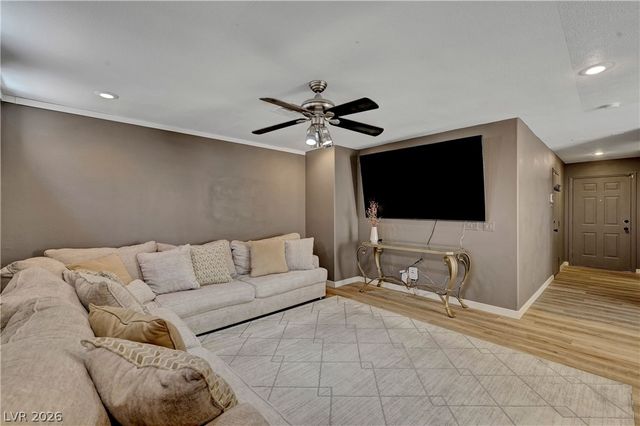 10073 Fragile Fields Street, Las Vegas, NV 89183