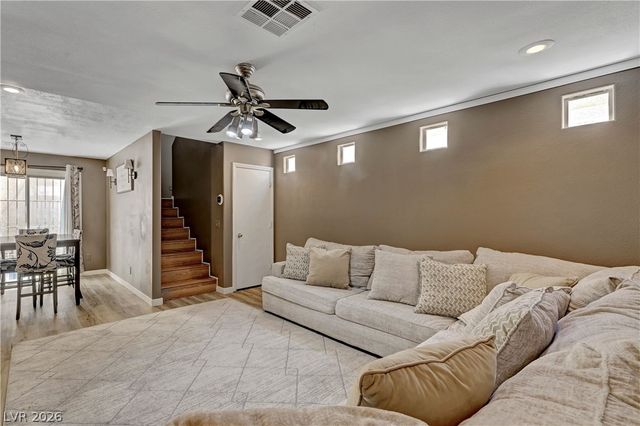 10073 Fragile Fields Street, Las Vegas, NV 89183