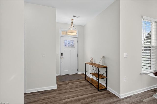 105 Cathedral ST, Smithfield, VA 23430