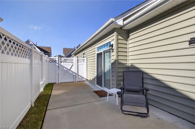 105 Cathedral ST, Smithfield, VA 23430