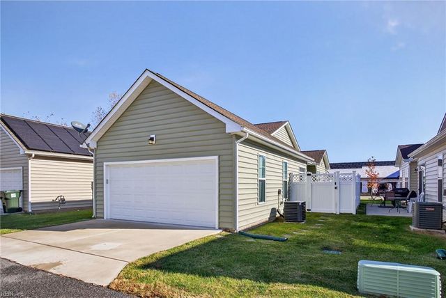 105 Cathedral ST, Smithfield, VA 23430