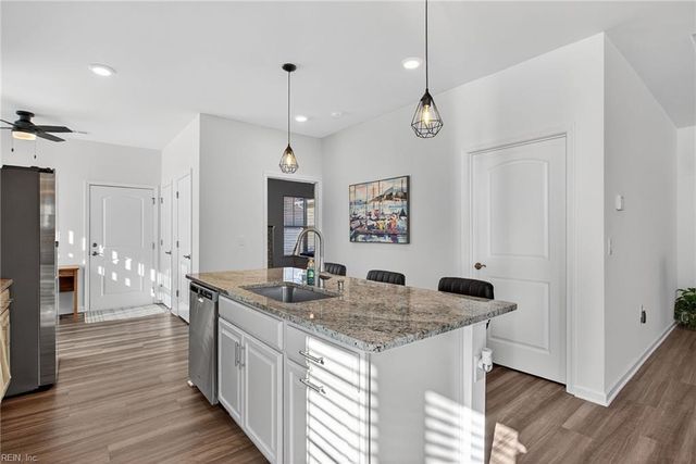 105 Cathedral ST, Smithfield, VA 23430