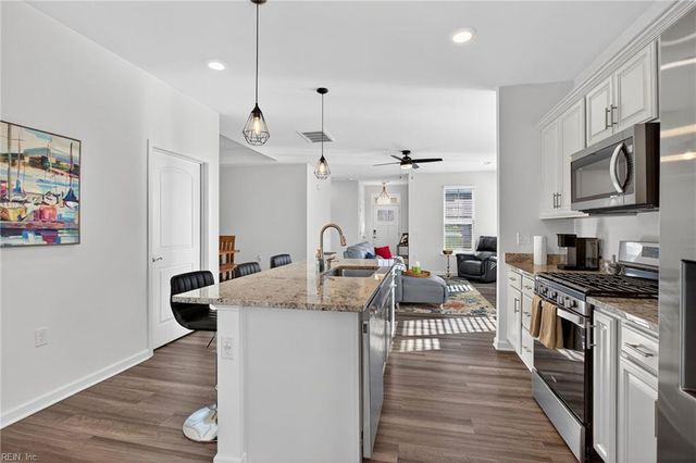 105 Cathedral ST, Smithfield, VA 23430