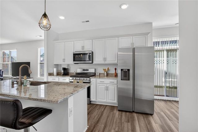 105 Cathedral ST, Smithfield, VA 23430