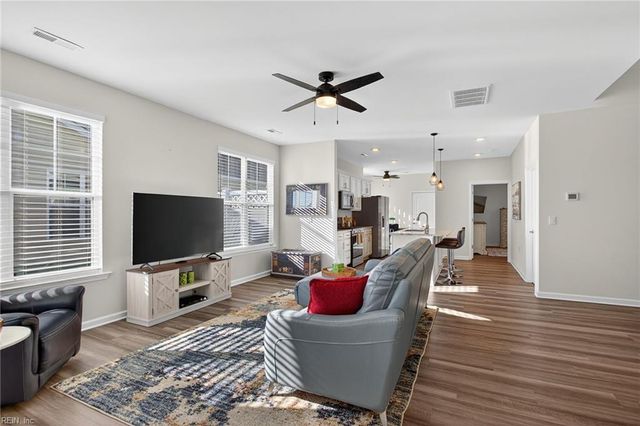 105 Cathedral ST, Smithfield, VA 23430