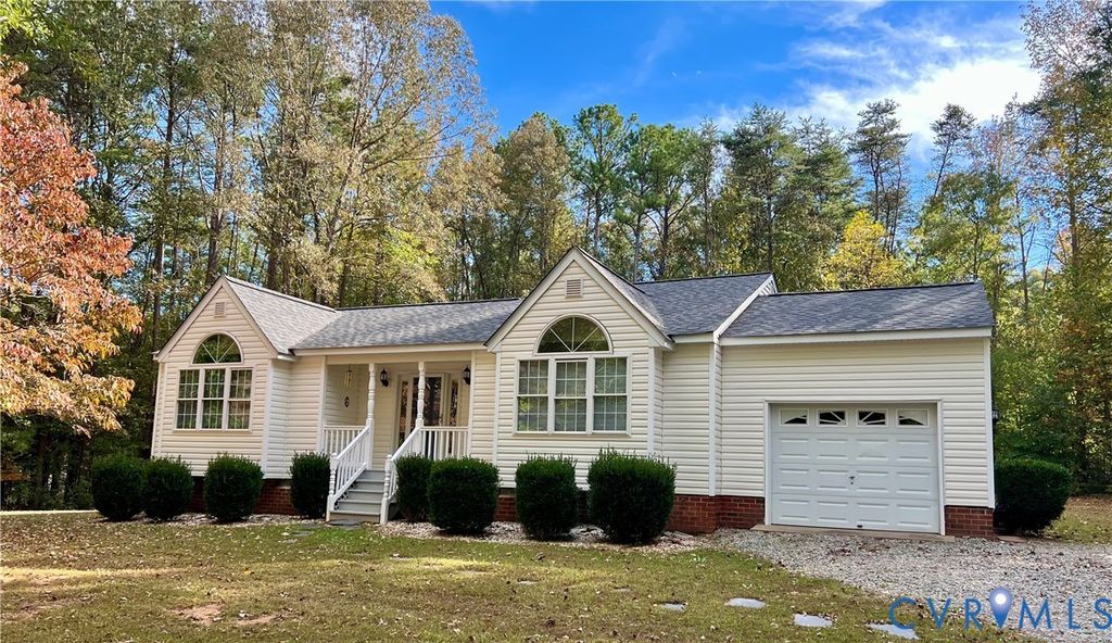 2751 Winterbrook Ct, Powhatan, VA 23139