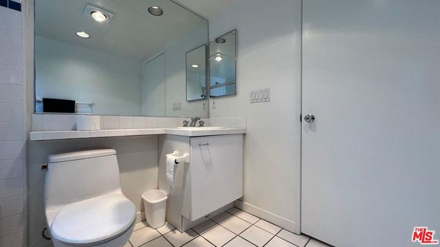 807 21st Street 3, Santa Monica, CA 90403