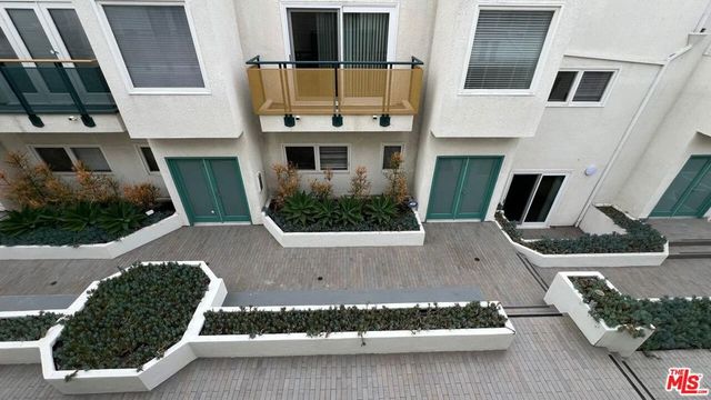 807 21st Street 3, Santa Monica, CA 90403