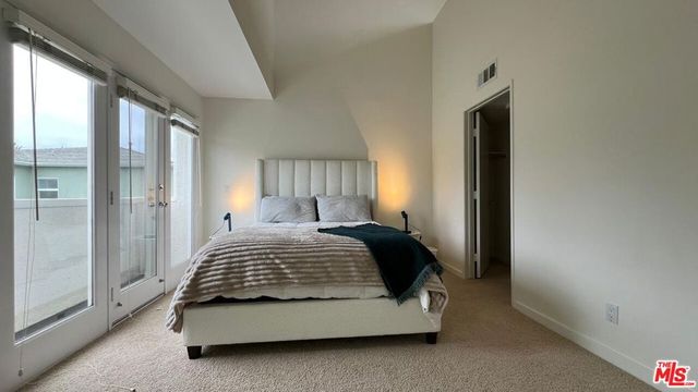 807 21st Street 3, Santa Monica, CA 90403