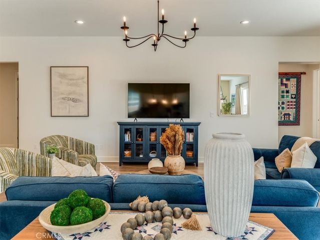 5813 Lady Bells, Santa Maria, CA 93455