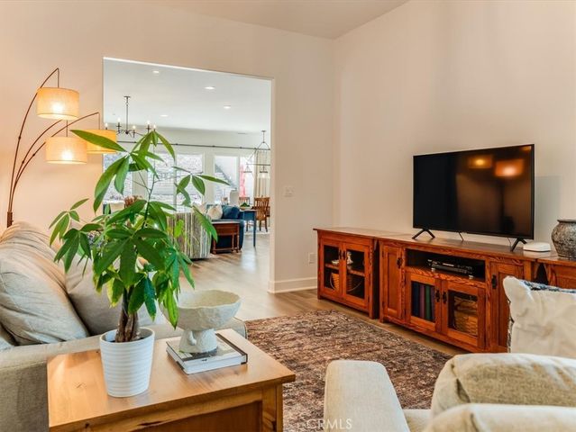 5813 Lady Bells, Santa Maria, CA 93455