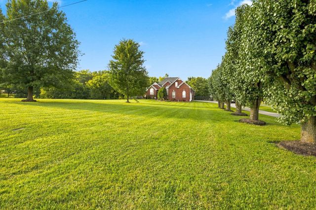 8474 Guthrie Rd, Cross Plains, TN 37049