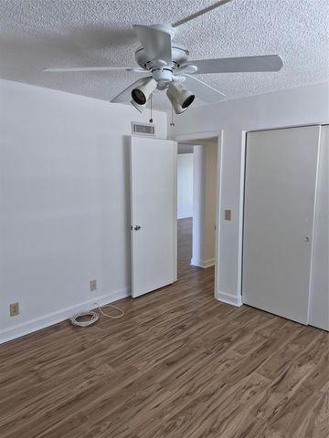 1505 PASS A GRILLE WAY, St Pete Beach, FL 33706