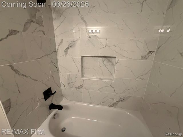 19310 Centralia, Redford, MI 48240
