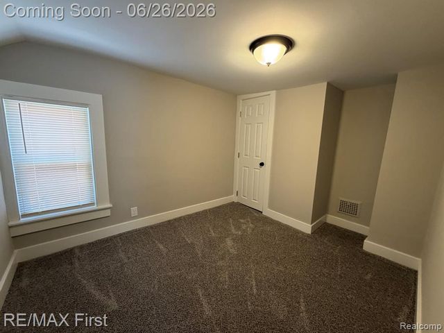 19310 Centralia, Redford, MI 48240