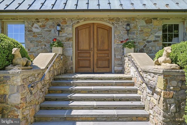 34520 ATOKA CHASE LN, Middleburg, VA 20117