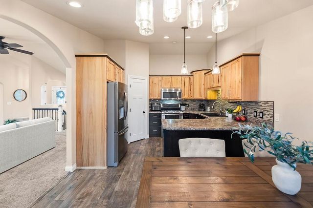 5103 44th Street S, Fargo, ND 58104