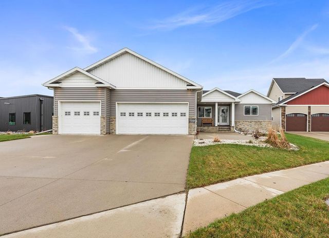 5103 44th Street S, Fargo, ND 58104