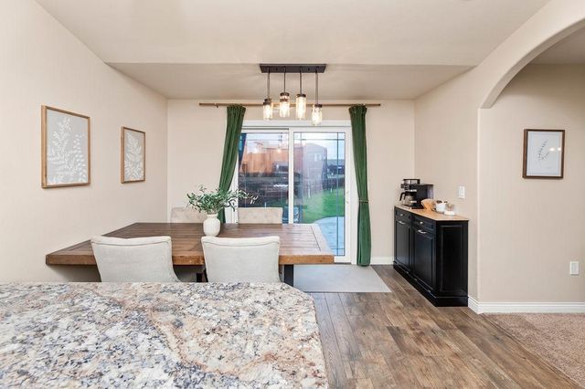 5103 44th Street S, Fargo, ND 58104