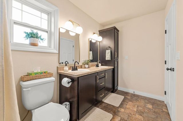 5103 44th Street S, Fargo, ND 58104