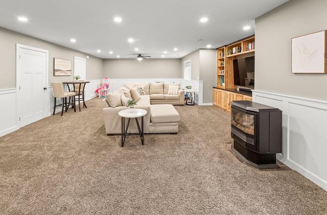 5103 44th Street S, Fargo, ND 58104