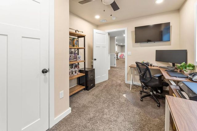 5103 44th Street S, Fargo, ND 58104