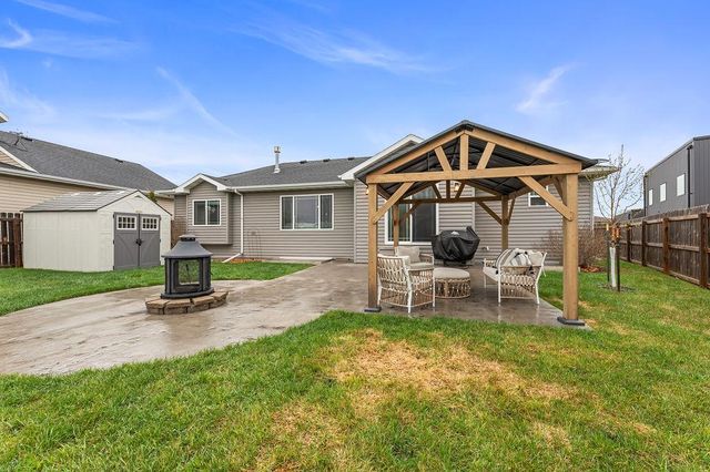 5103 44th Street S, Fargo, ND 58104