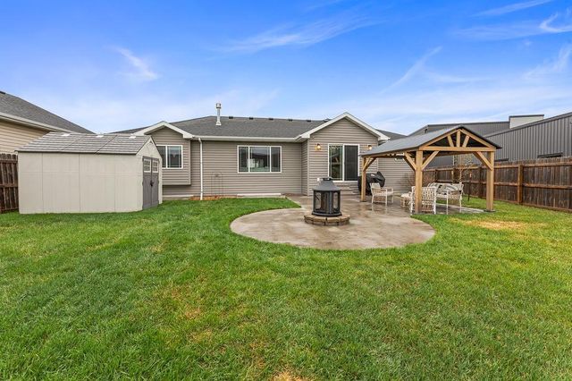 5103 44th Street S, Fargo, ND 58104